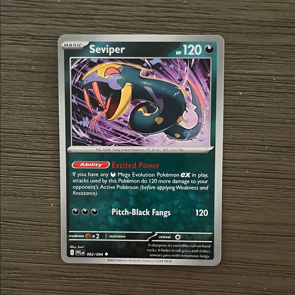 Pokemon Seviper Trading Card - Green and Black